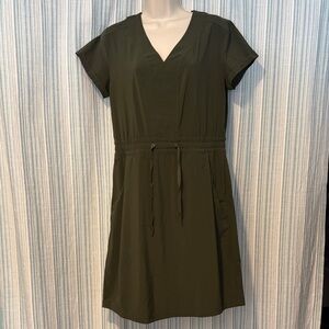 REI Co-op Olive Green V-Neck Savanna Trails Women’s Dress Size M